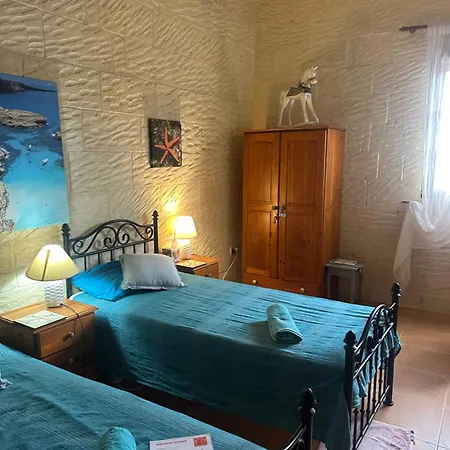 Gozo Sunset Couette-café Qala