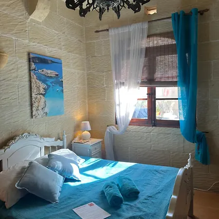 Gozo Sunset Couette-café Qala